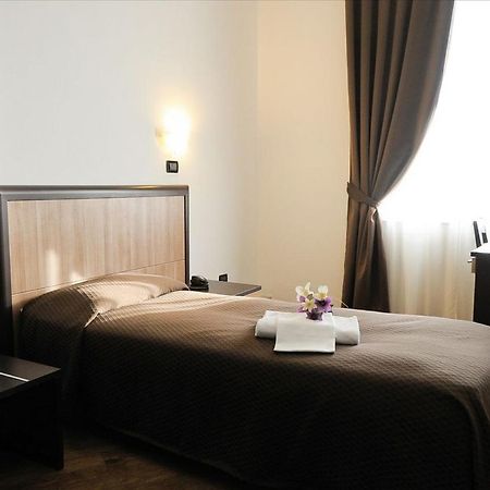 Hotel Chopin Genova Kültér fotó