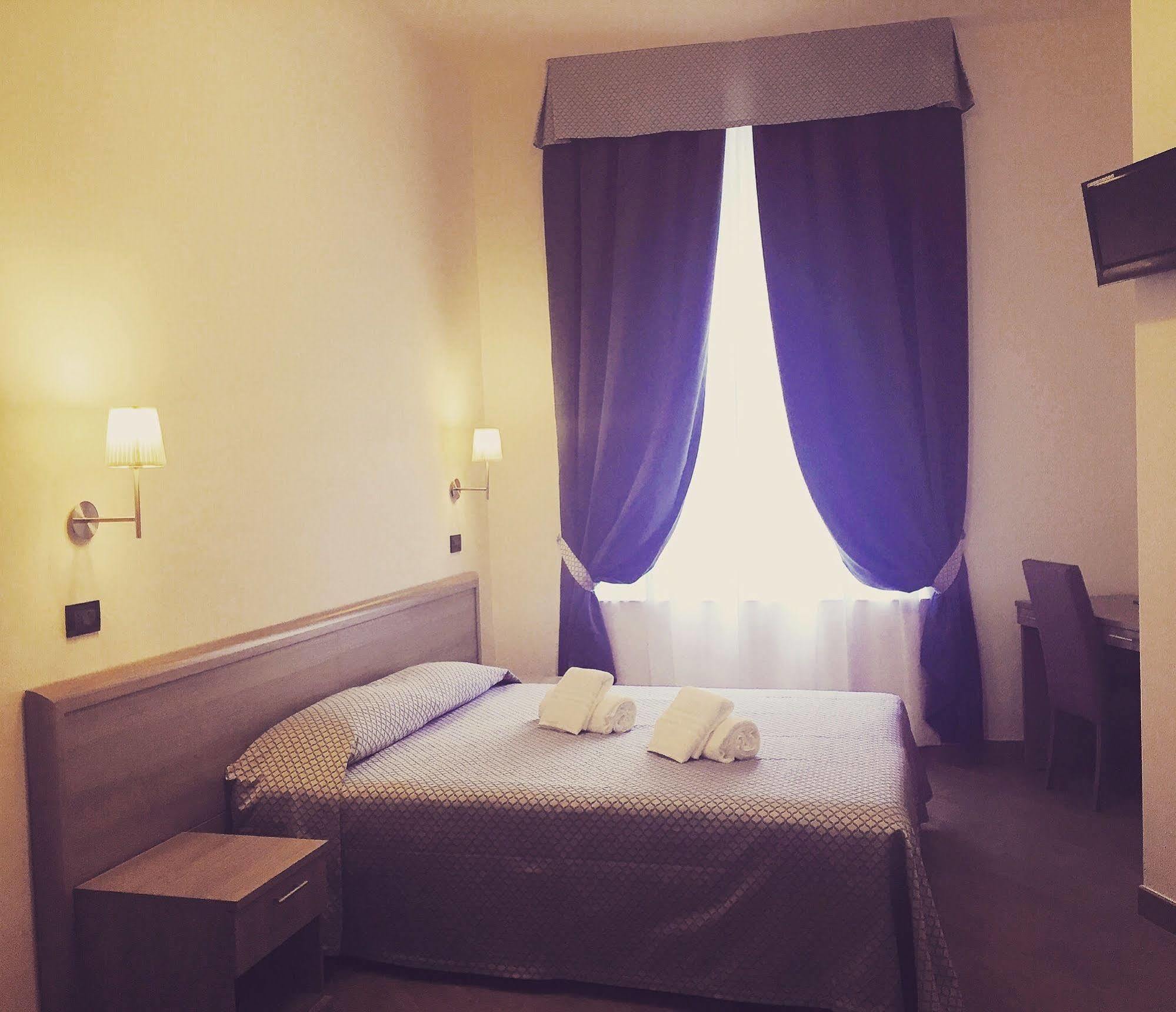 Hotel Chopin Genova Kültér fotó